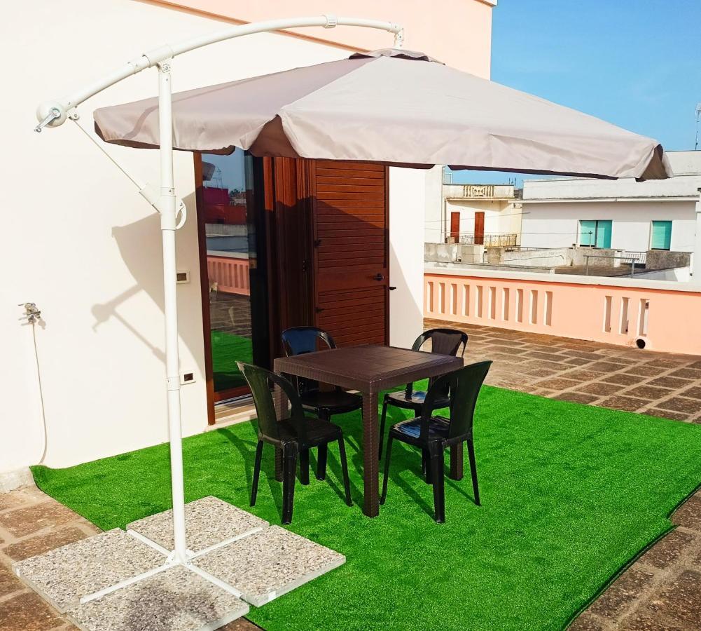 La Terrazza Di Fabrizio 5 Minuti Dal Mare Villa Andrano Eksteriør bilde